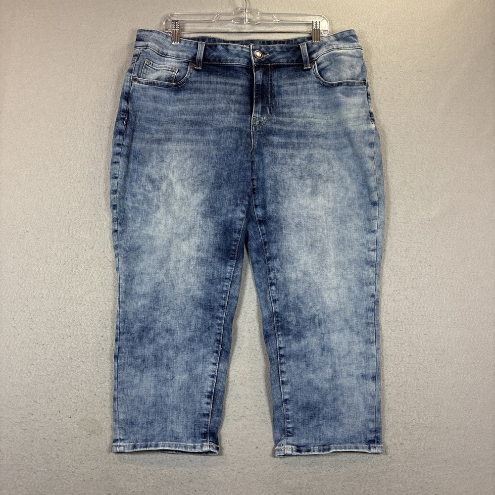 Maurices M Jeans‎ Mid Rise Capri 18 Light Wash Blue Stretch Women 18W